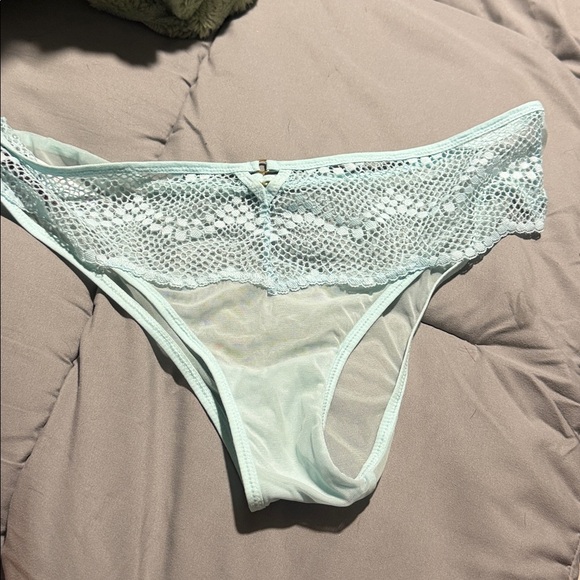 Adore Me Lace Bra in Soft Blue with matching panties - Picture 4 of 6
